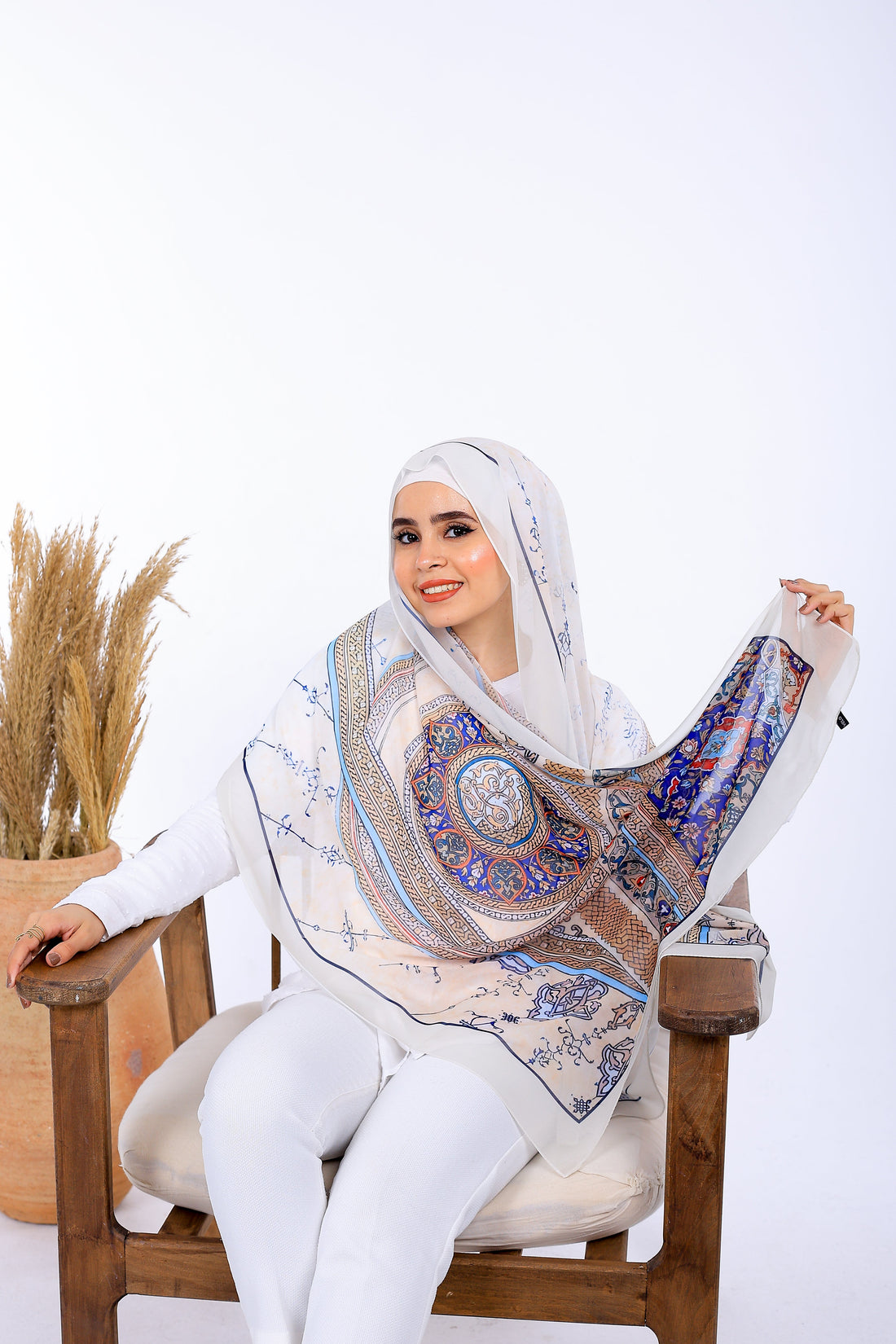 زخرا